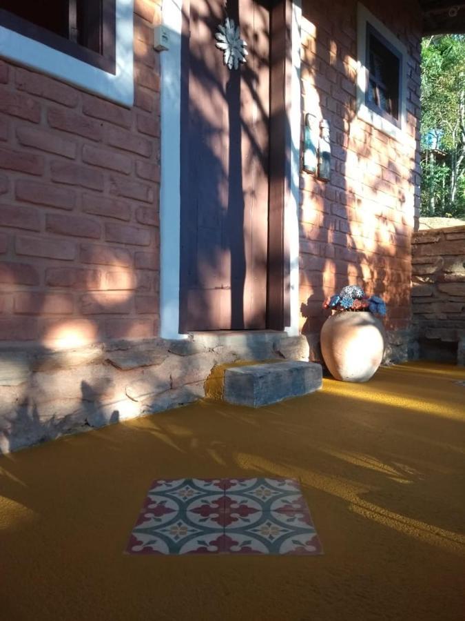 Suites Canela De Ema - Ibitipoca Conceição da Ibitipoca Buitenkant foto