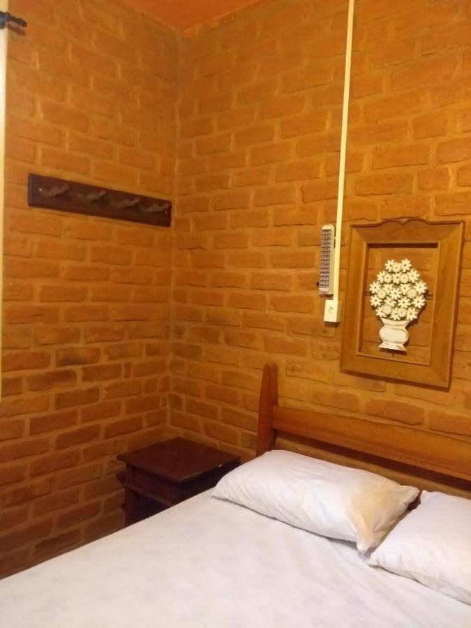 Suites Canela De Ema - Ibitipoca Conceição da Ibitipoca Buitenkant foto