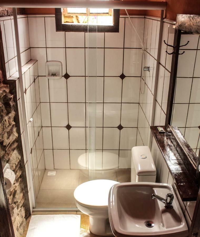 Suites Canela De Ema - Ibitipoca Conceição da Ibitipoca Buitenkant foto
